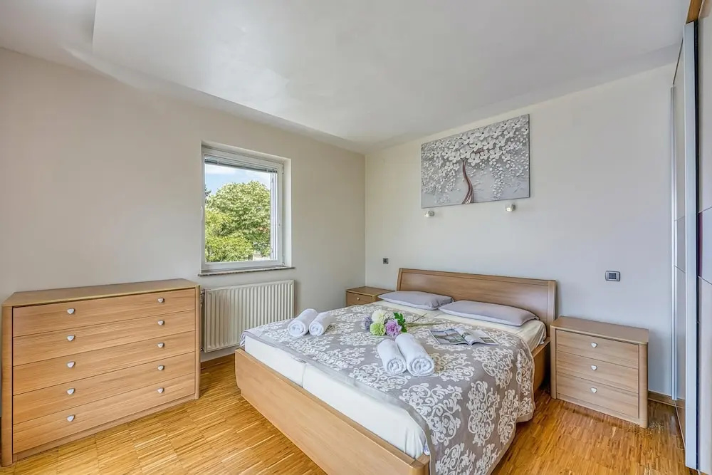 Family Apartment with balcony and with sea view