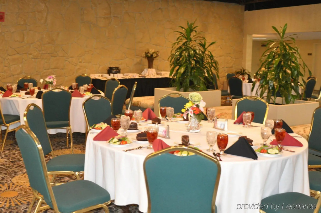 Holiday Inn Knoxville West- Cedar Bluff Rd by IHG - Général