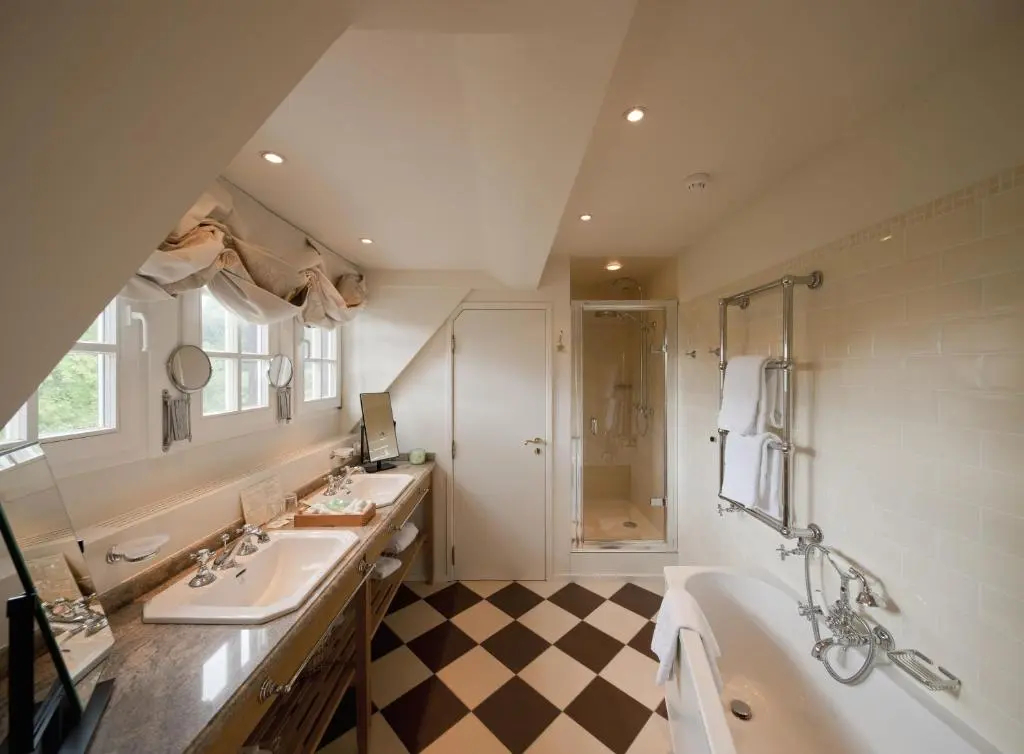 豪華單人房，配有雙人床