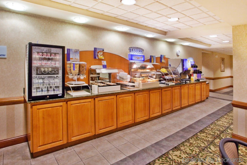 Food & Beverage