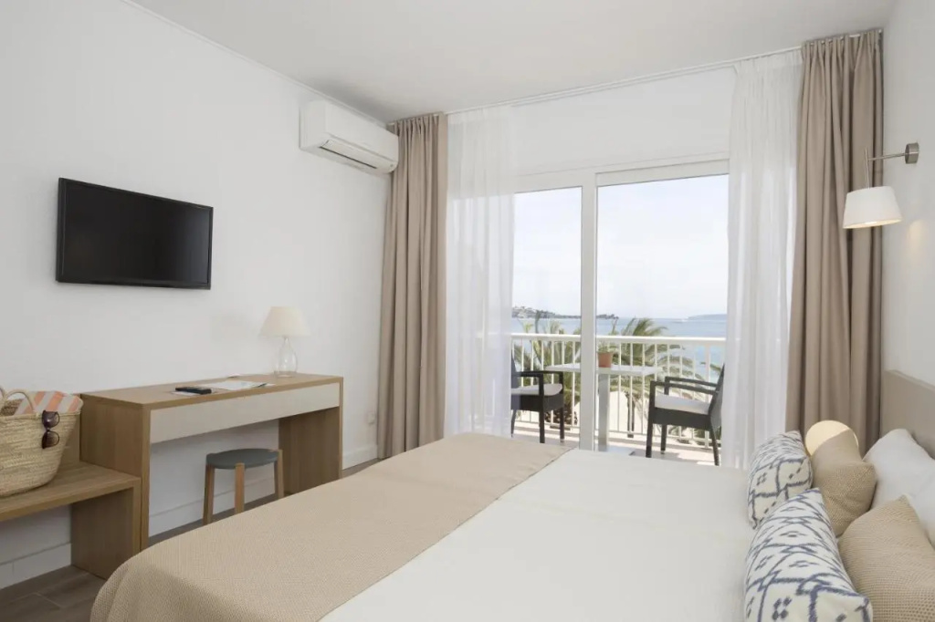 Hotel photo 32