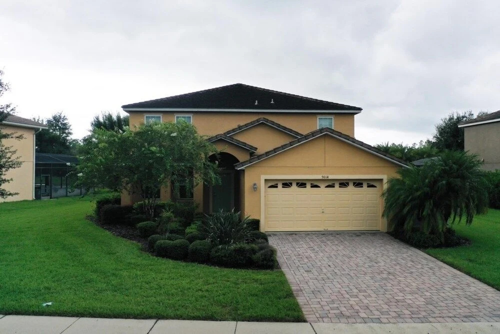 Nick's Calabria Vacation Home 6 Bedroom Home by Redawning