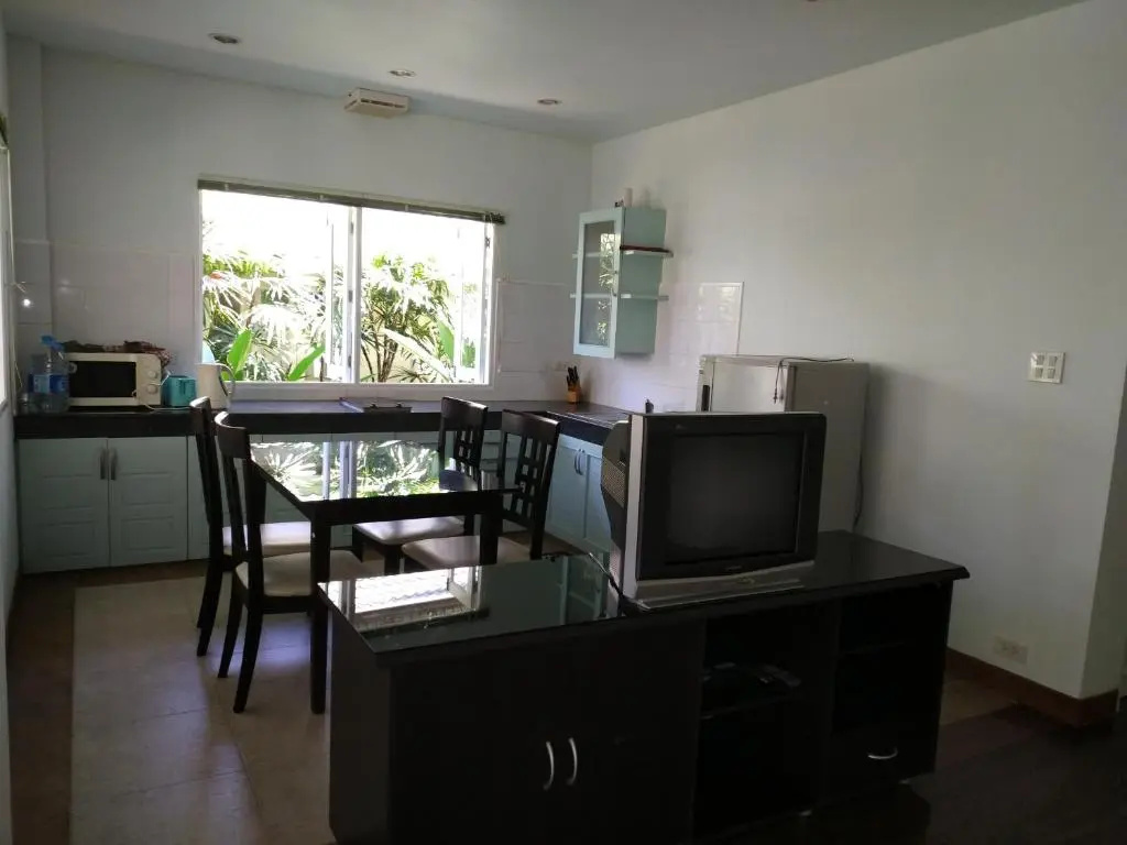 2 Bedrooms Villa with garden view