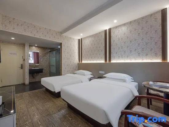 Standard Double room (twin beds)