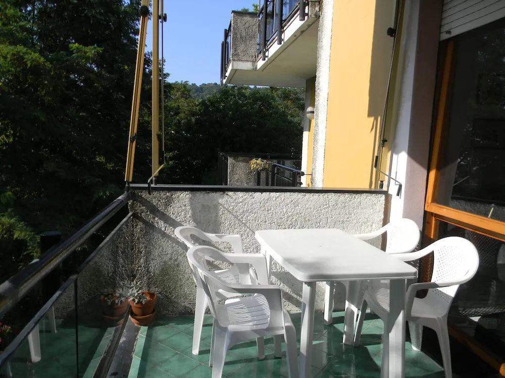 Mimosa apartment