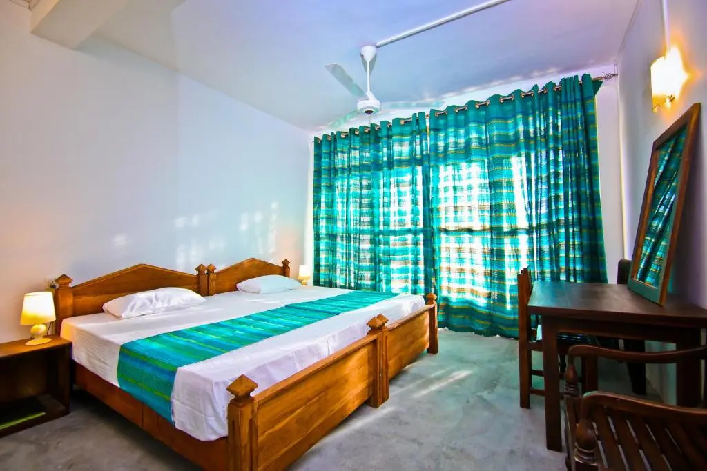 Standard Double room with mountain view (twin beds)