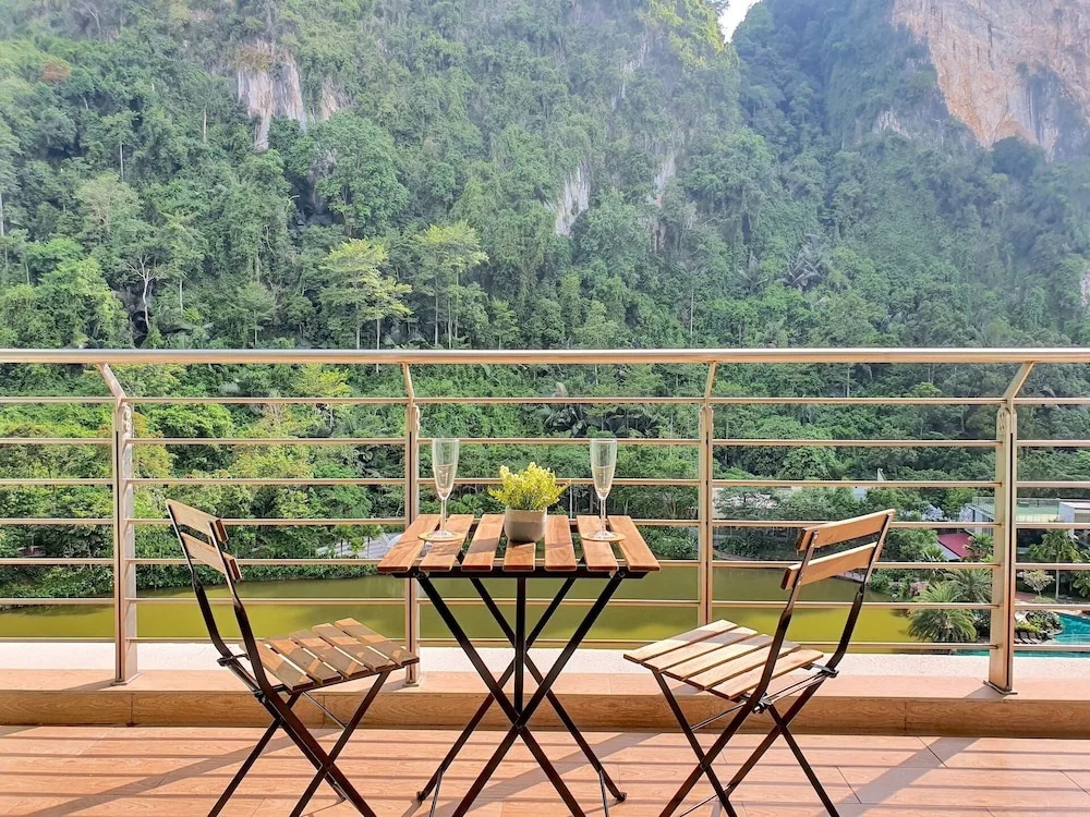 The Haven Residences by BeeStay at Tambun
