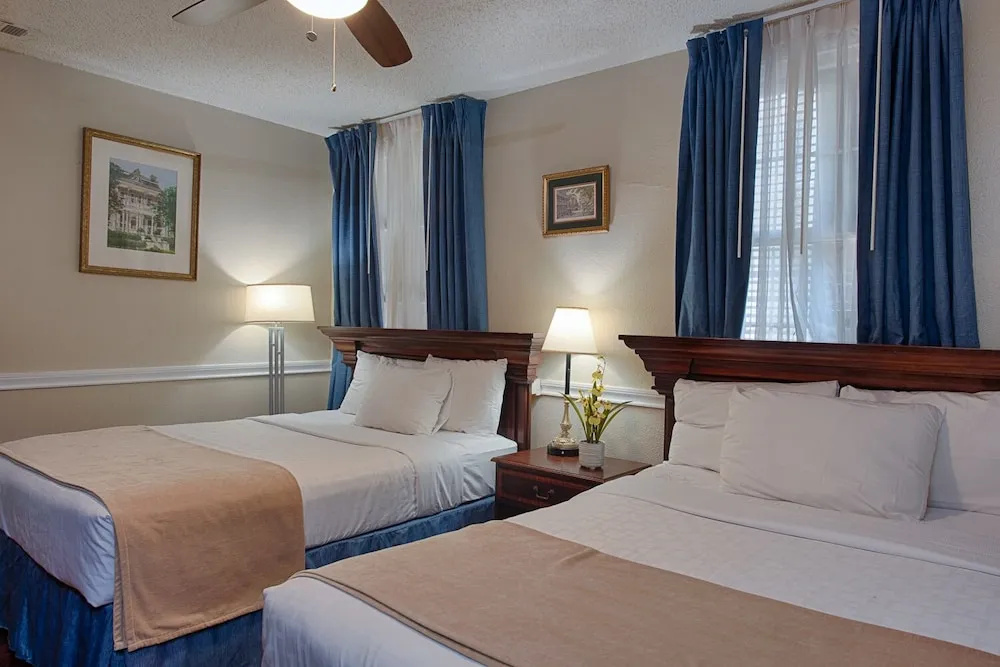 Hotel St. Pierre®, a French Quarter Inns® Hotel - Chambres