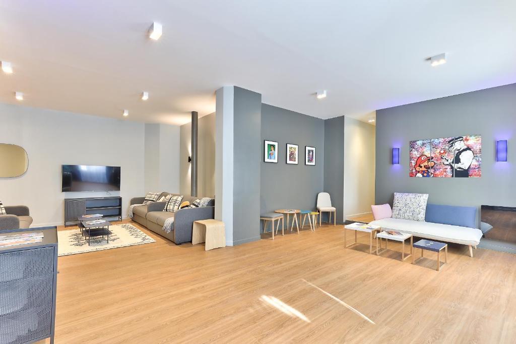 Апартаменты в 158 - Urban Louis Vuitton Flat in Montorgueil