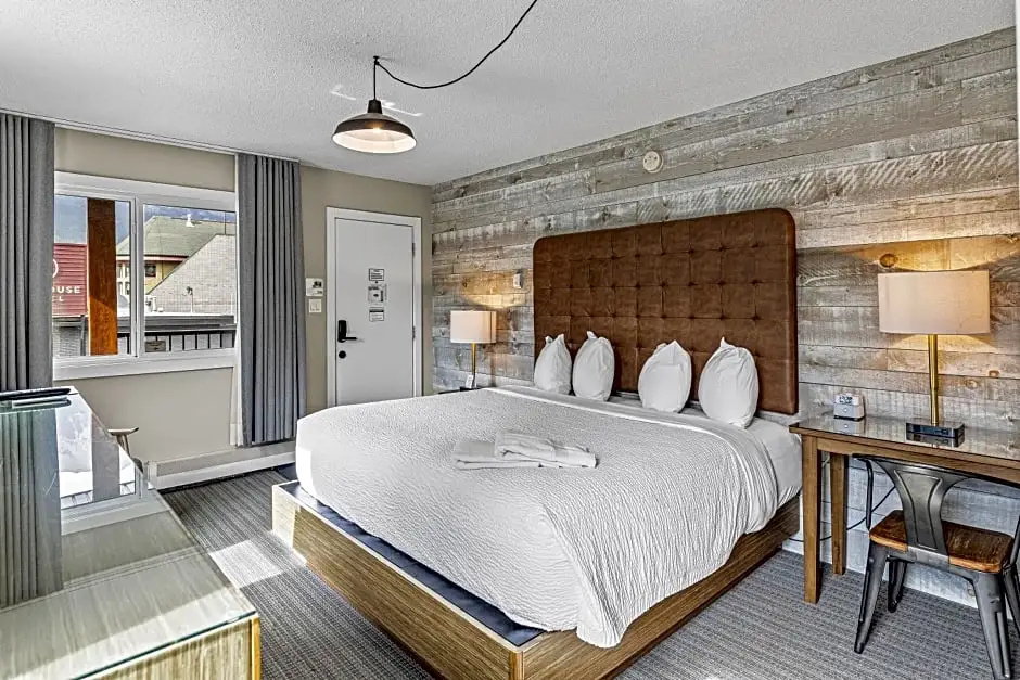 Standard Double Basement room (full double bed)