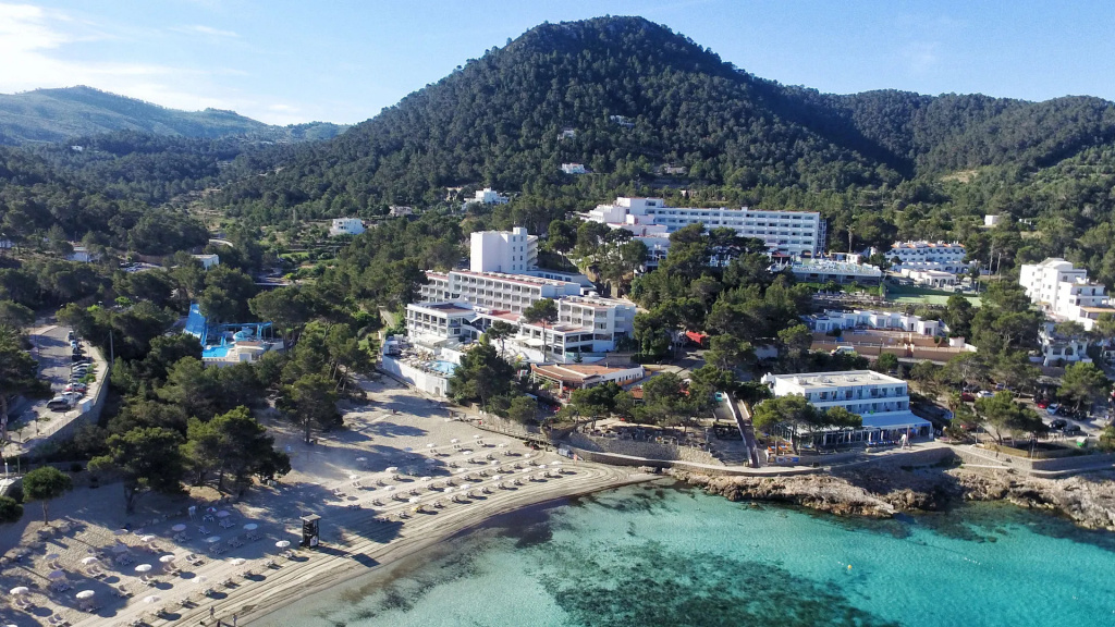 Beach & Waterfront