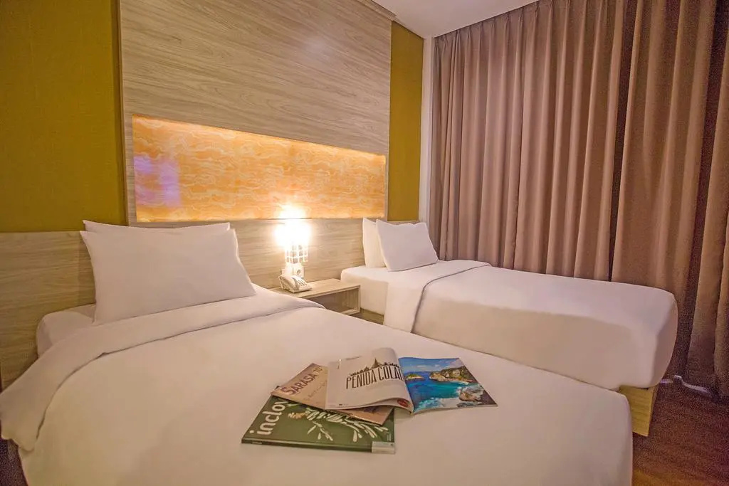 Front One Akshaya Hotel Karawang - Chambres