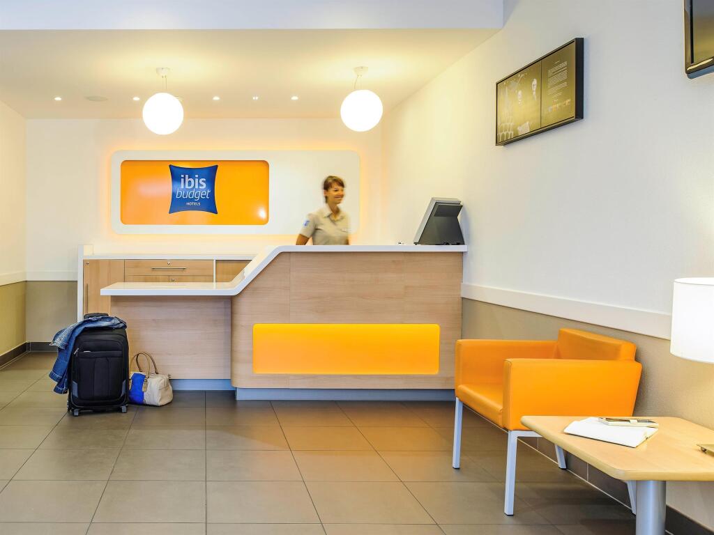 ibis Lugano Paradiso by null