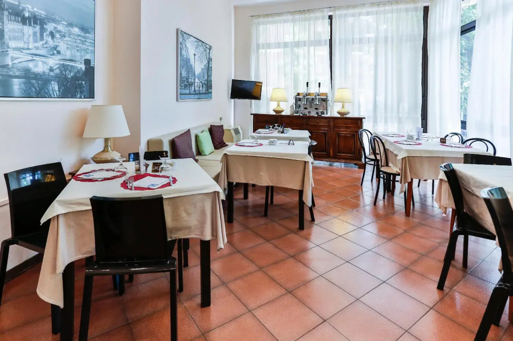 Hotel photo 19