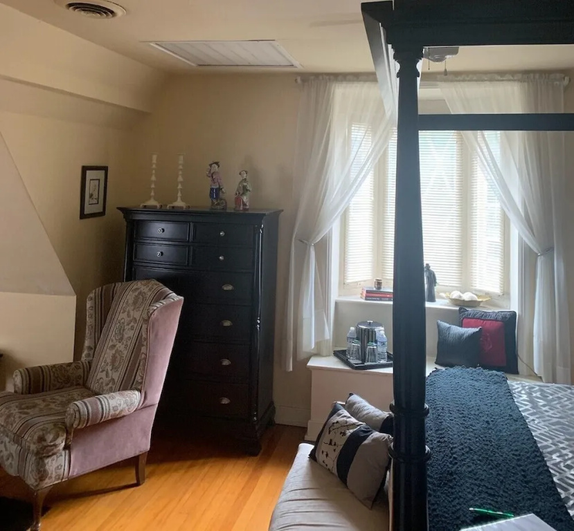 Premier room