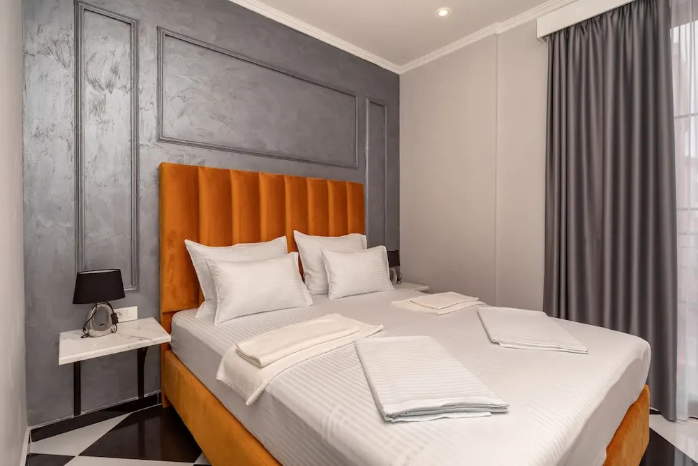 Economy room