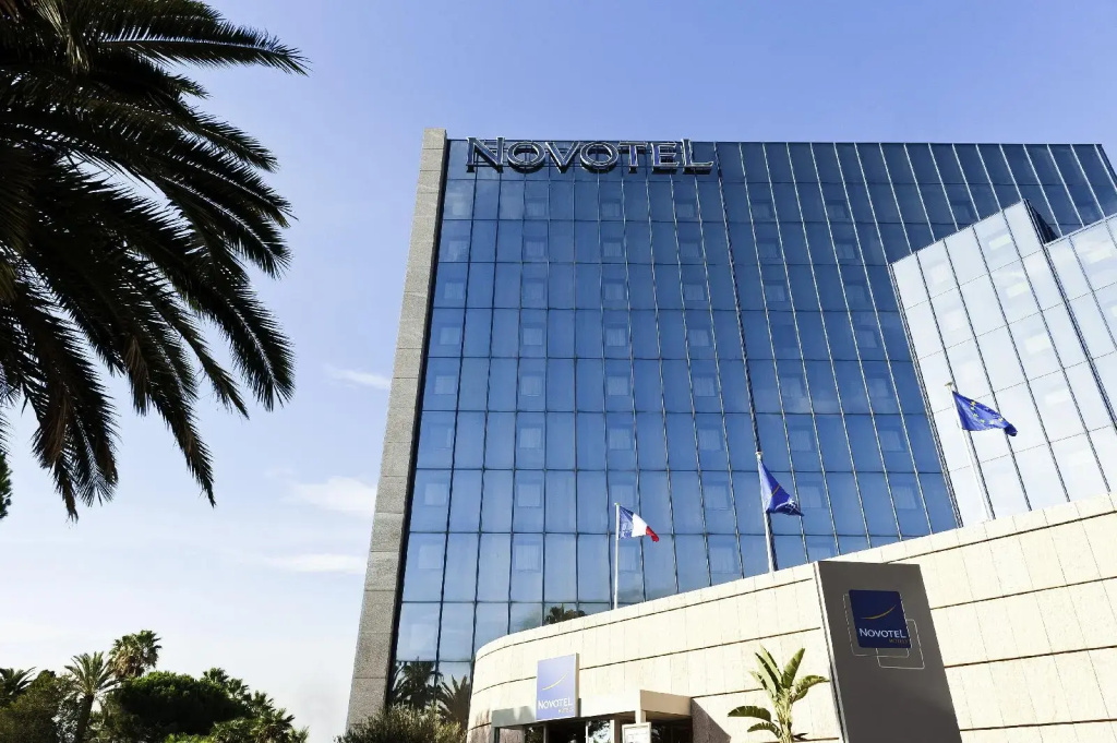 Novotel Nice Arenas Aeroport — фото