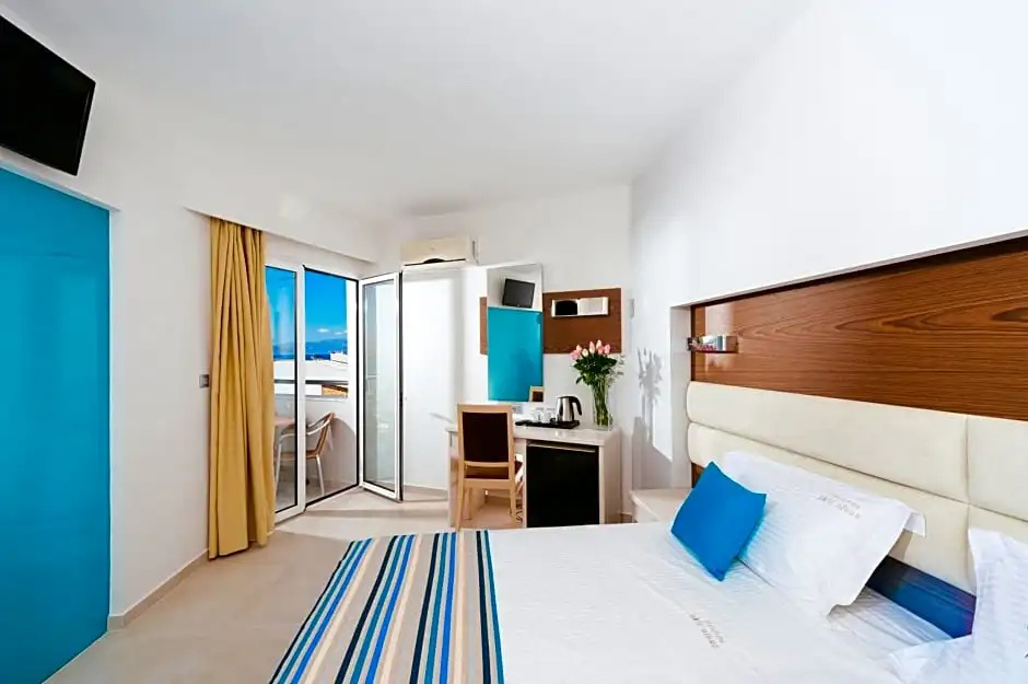 Standard Double room (full double bed)
