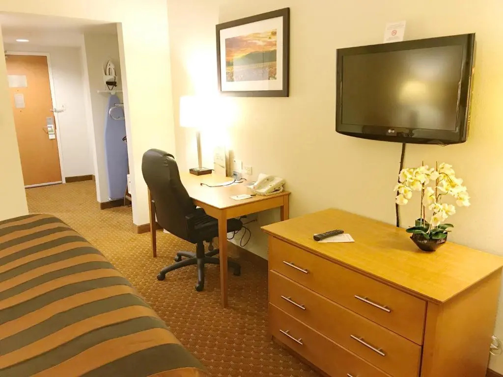 Wingate by Wyndham Louisville East - Chambres