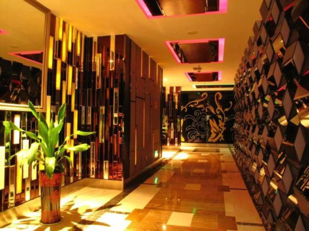 Xiangcheng International Hotel - фото 13