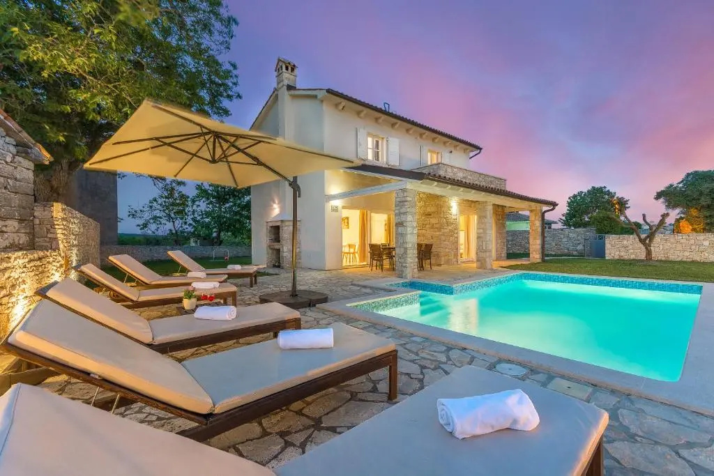3 Bedrooms Deluxe Villa