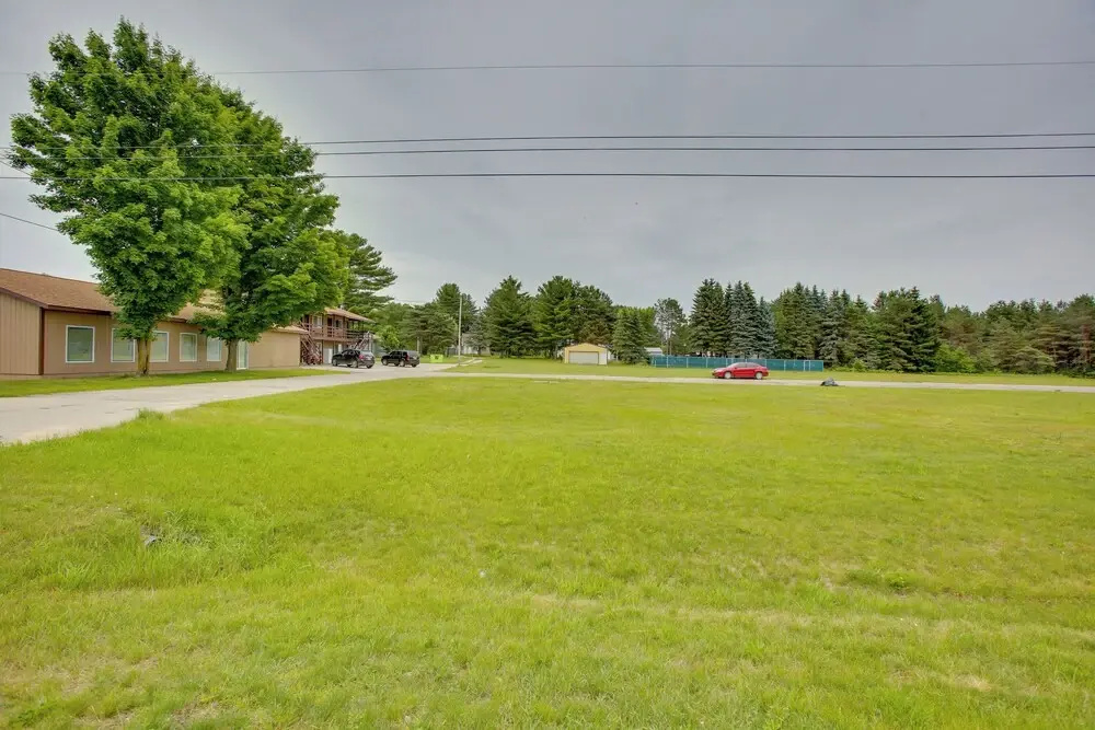 Quaint Lake City Studio: Walk to Engelwood Beach!