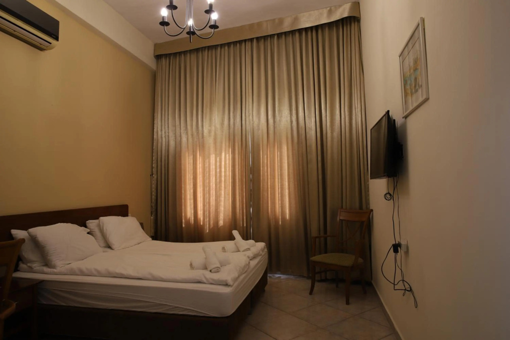 Port Inn - Hostel — 5