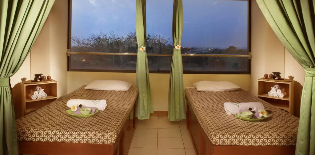 Puri KIIC Golf View Hotel - Général