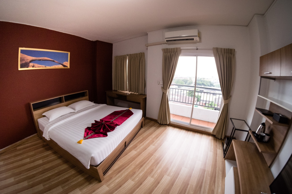 Superior Double room (full double bed)