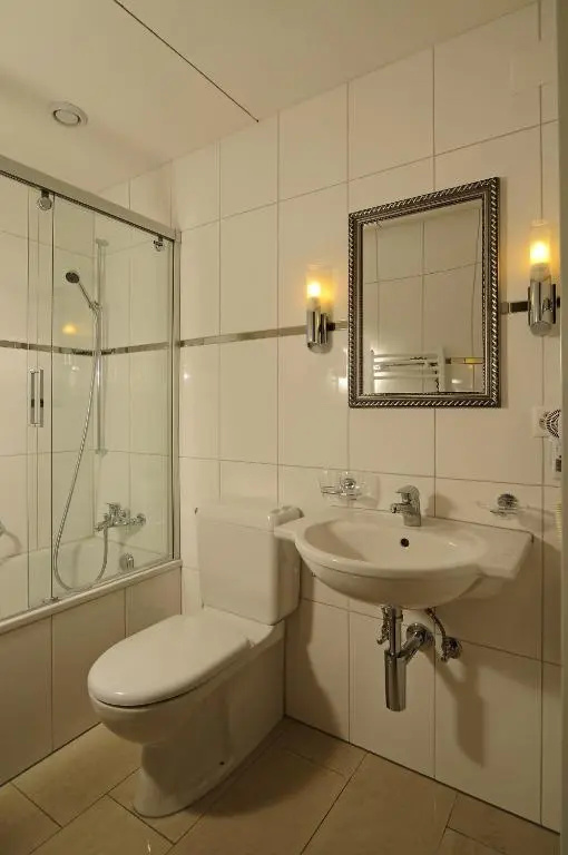 Hotel Weisses Kreuz - Chambres