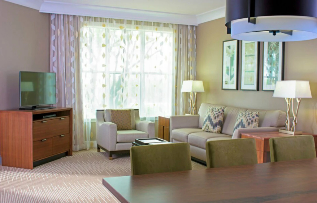 Lobby & Reception