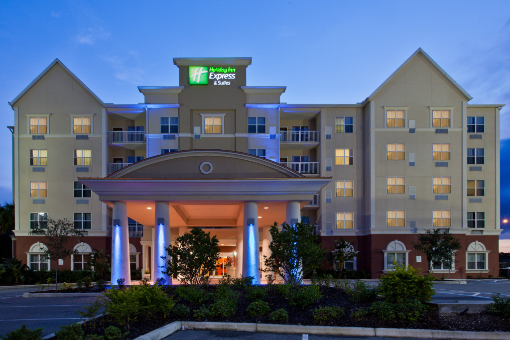 Holiday Inn Express & Suites Lakeland North - I-4 by IHG