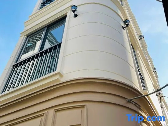 Mm House - Metro Q1