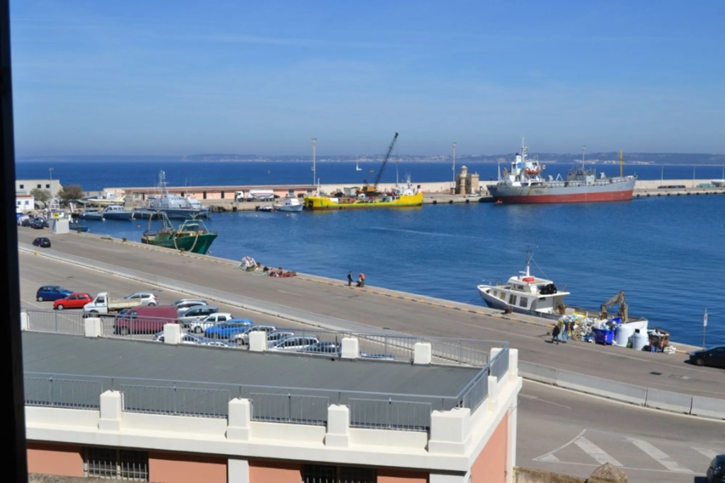 Beach & Waterfront