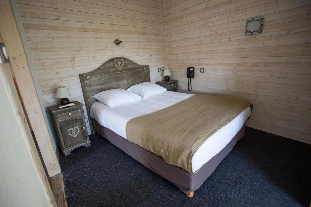 Standard Double room (full double bed)