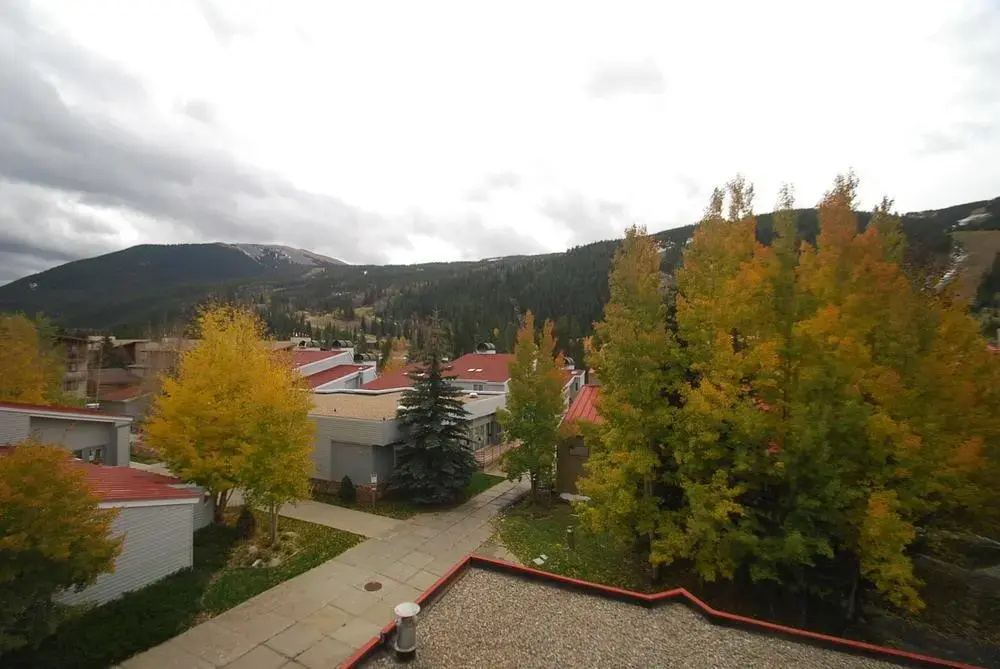 Ski Run Condominiums by Key to the Rockies