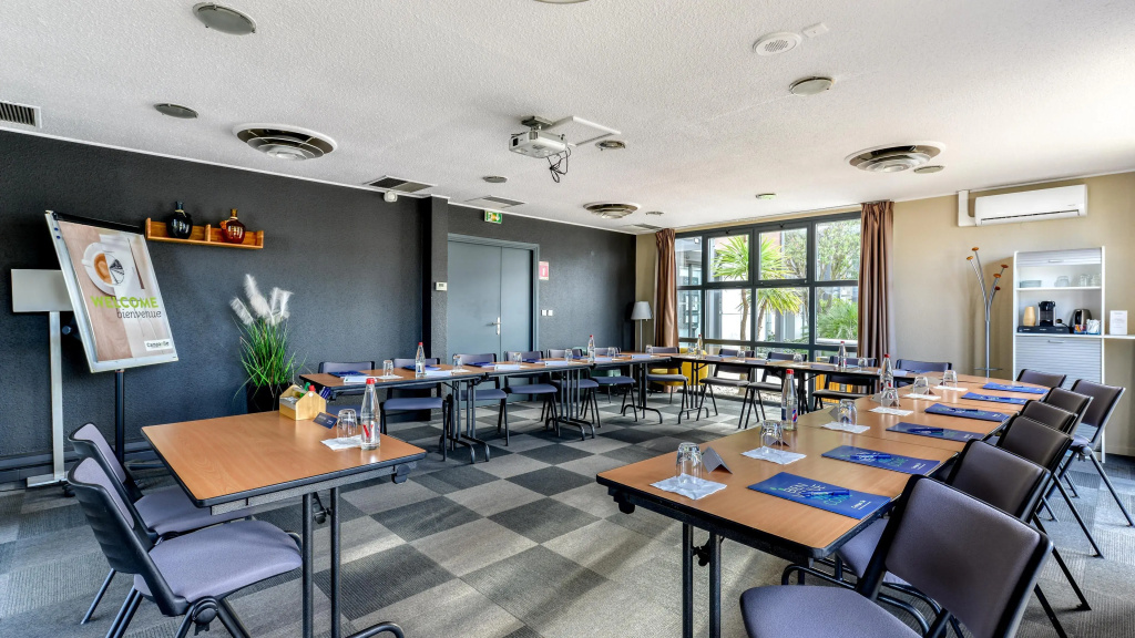 Campanile PRIME - Montpellier Est Le Millénaire - Général