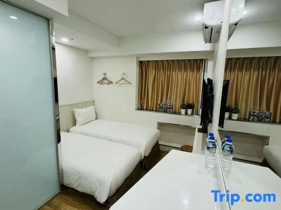 Superior Double room with city view (twin beds)