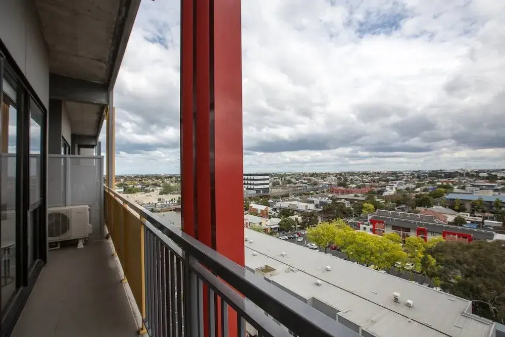 Elegant 2br@footscray Station