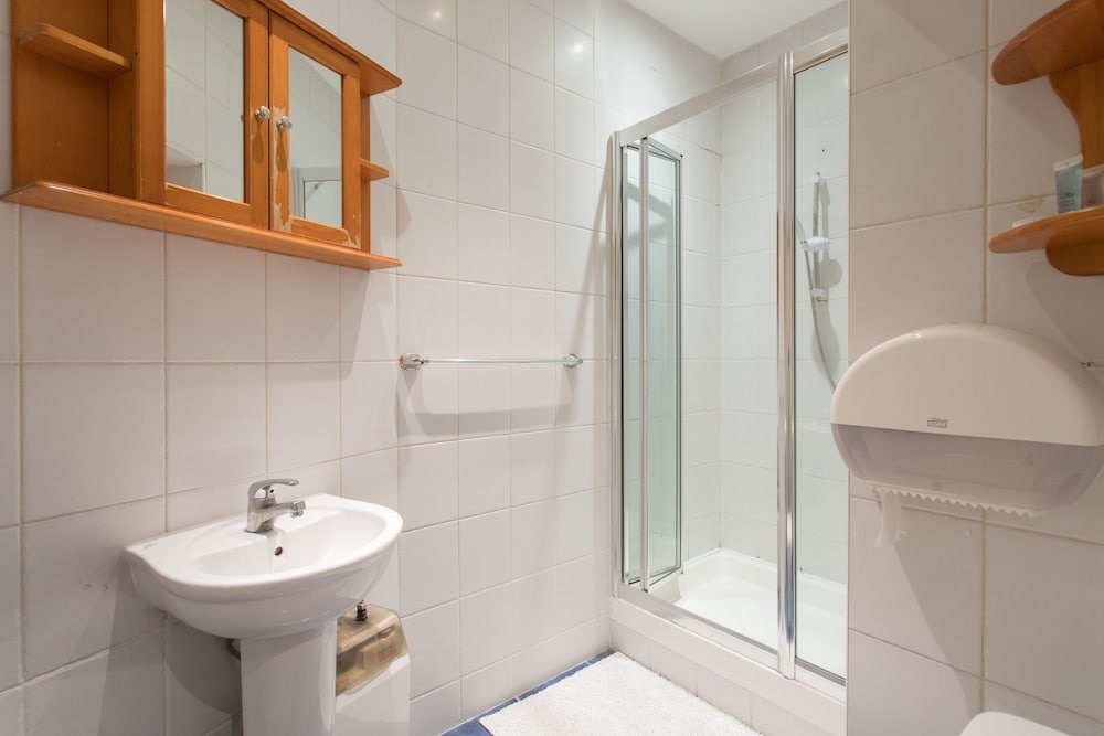 Отель Amber Residence Hotel в Лондоне
