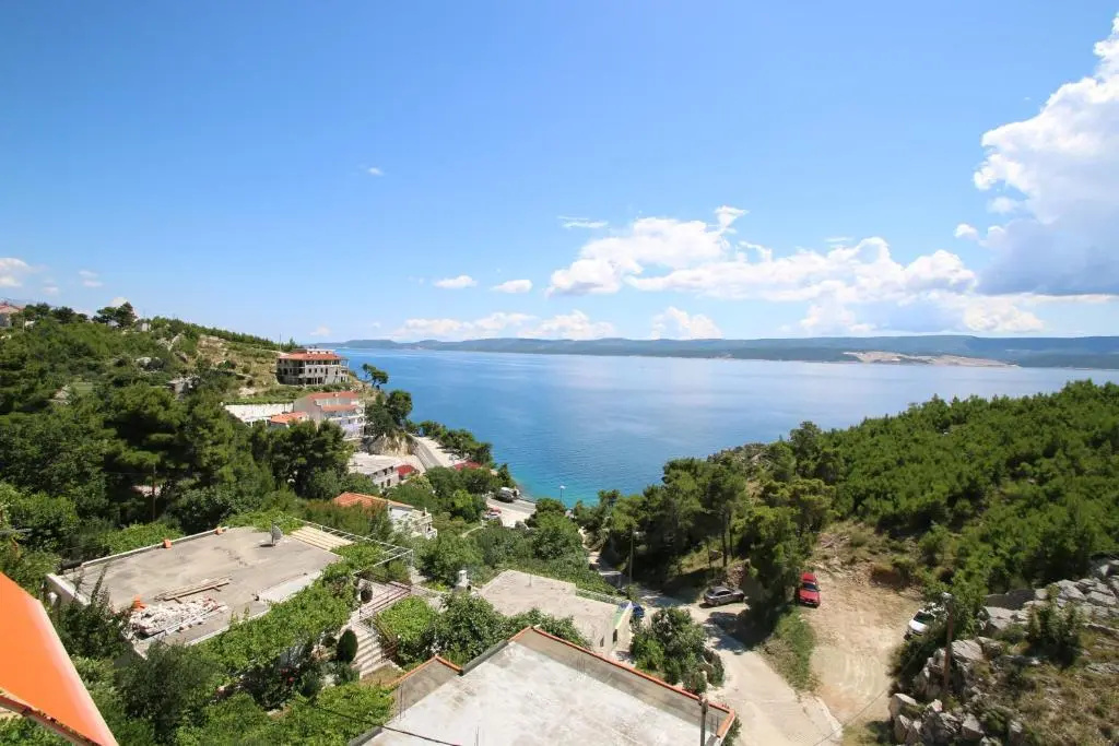 Apartment with sea view