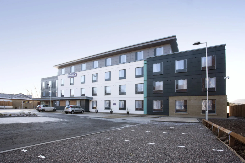 Premier Inn Inverness West