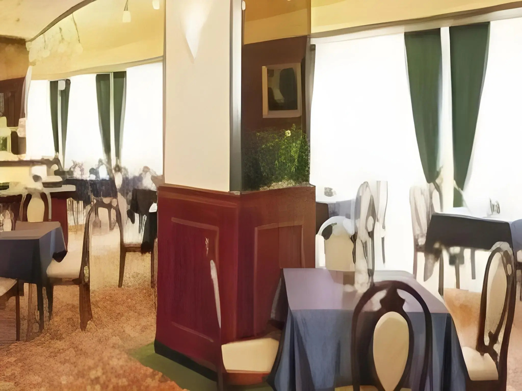 Hotel photo 13