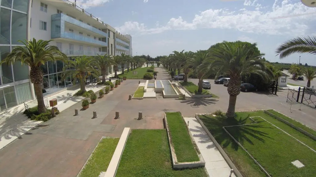 Beach & Waterfront