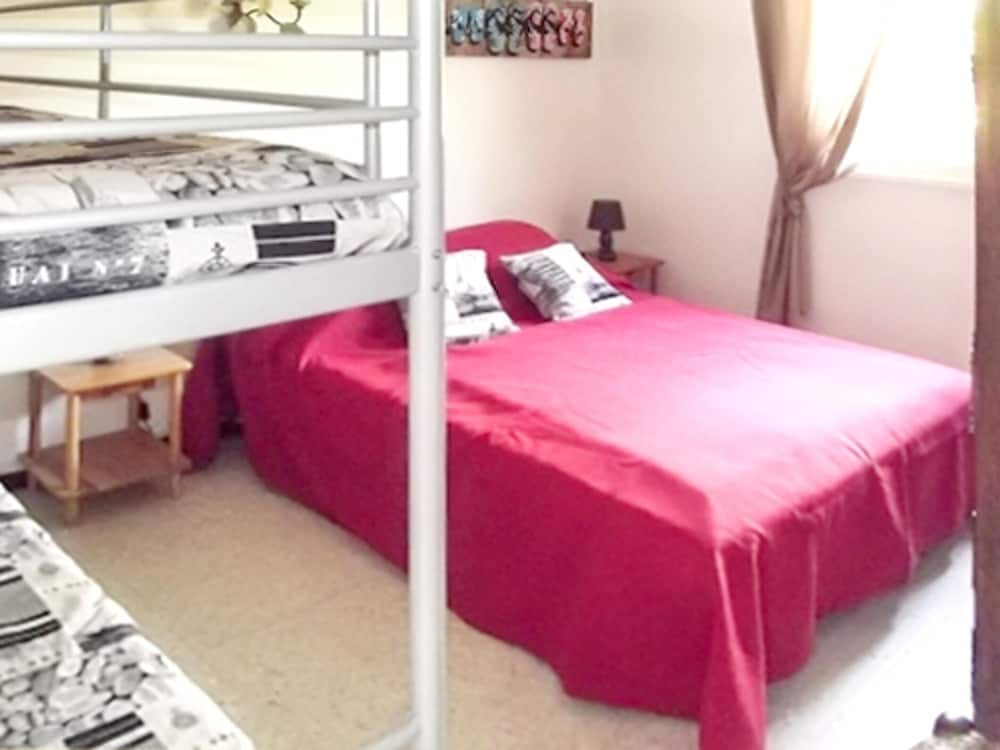 Отель House With 3 Bedrooms in Frontignan, With Enclosed Garden and Wifi - 5, фото 6