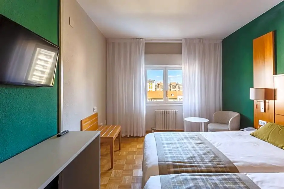 Gran Hotel De Jaca - Chambres