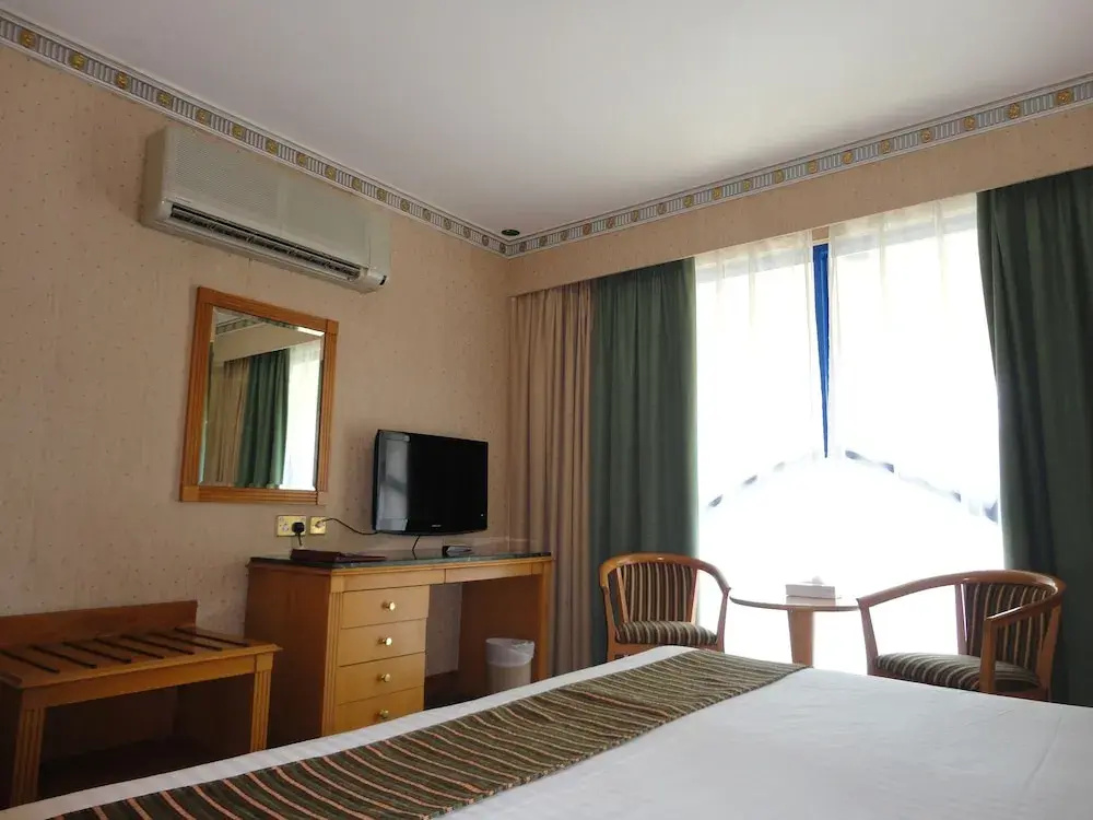 Beach Bay Hotel - Chambres