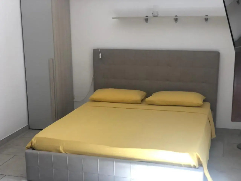 image url