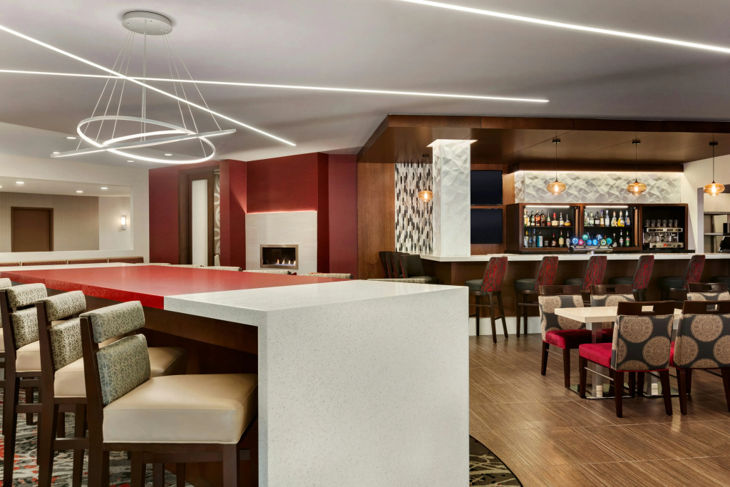 DoubleTree by Hilton Toronto Airport West - Général