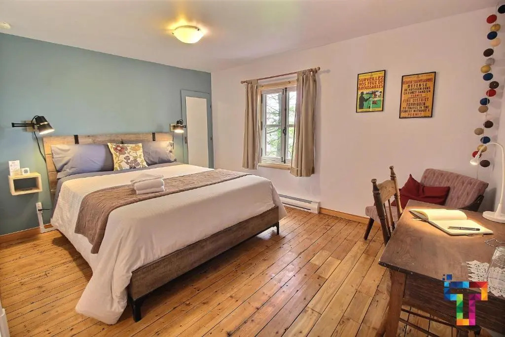 Standard Double room with garden view full double bed